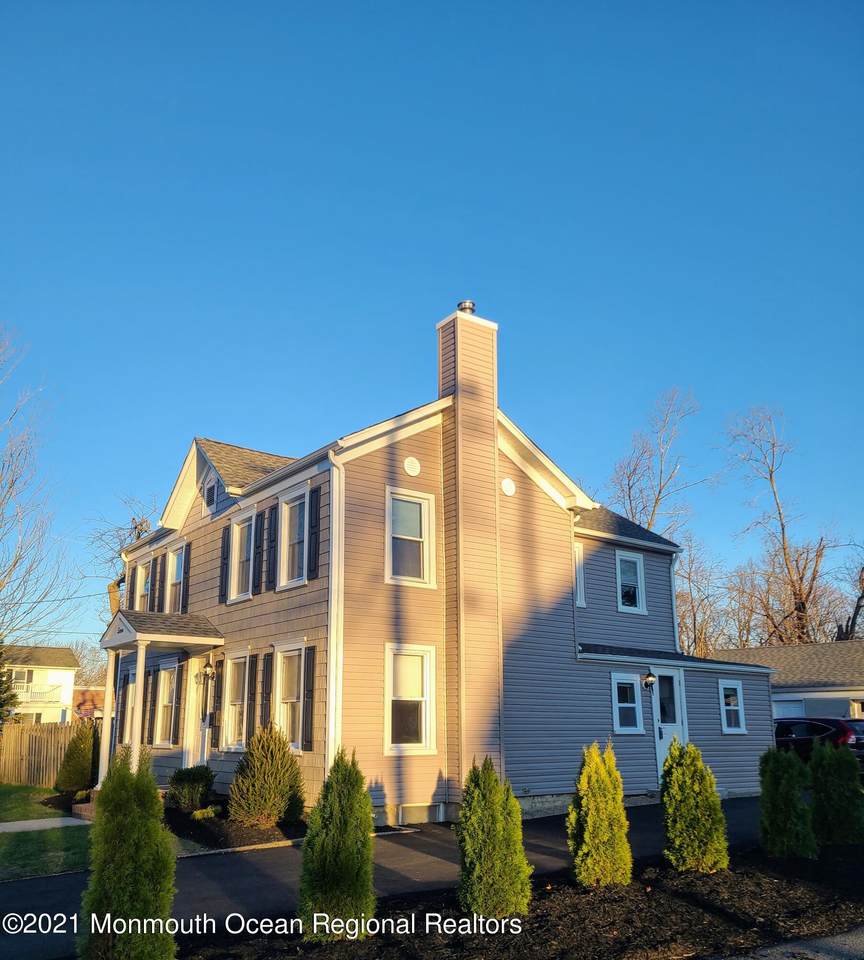 7 Asbury Avenue - Photo 1