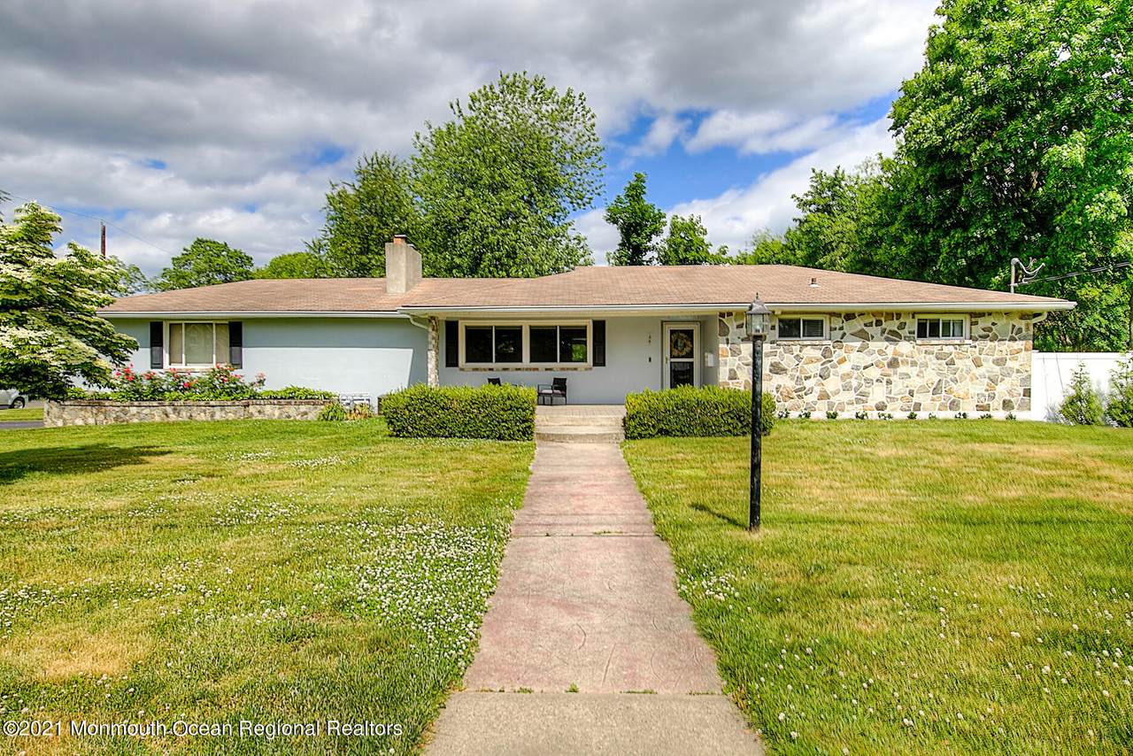 46 Larchwood Avenue - Photo 1