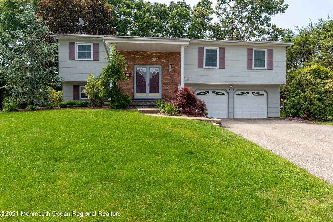 26 Dutch Valley Road - Photo 1