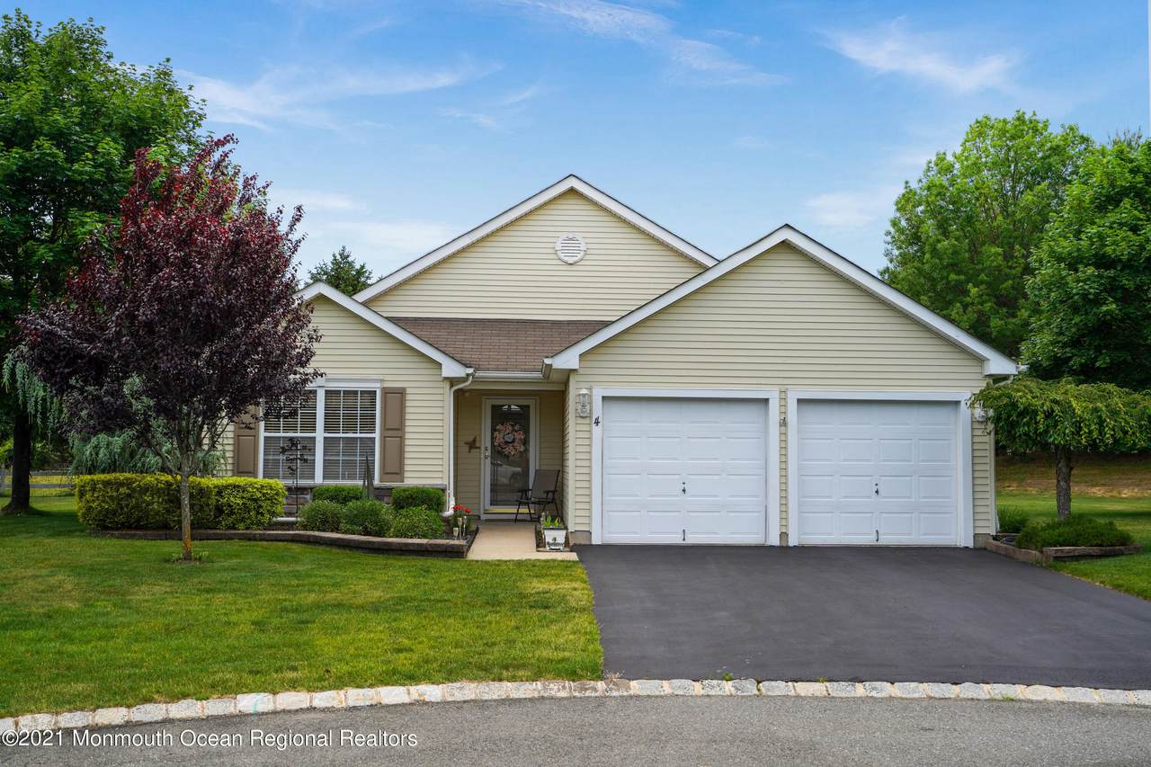 4 Springer Court - Photo 1
