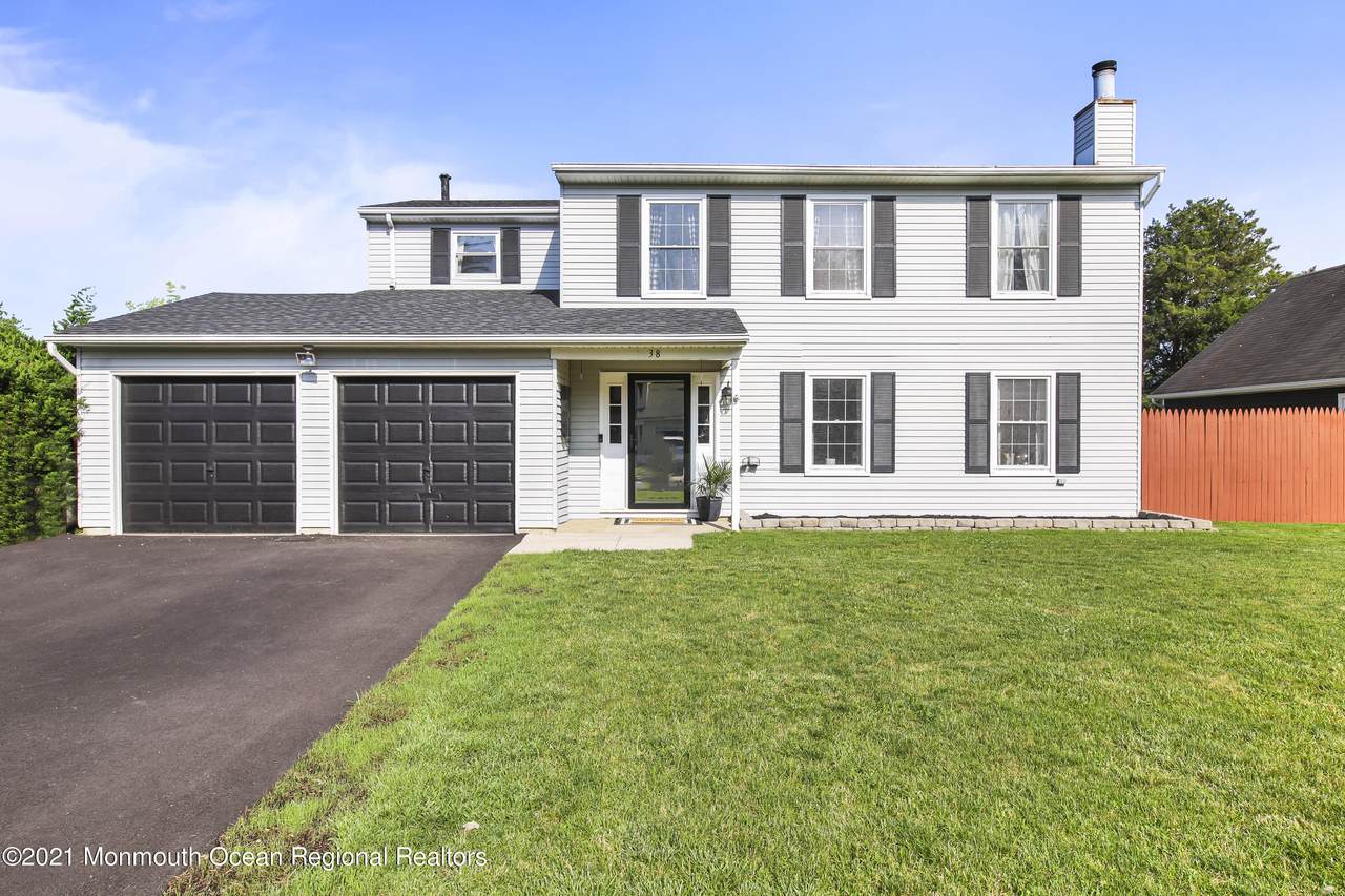 38 Winsted Drive - Photo 1