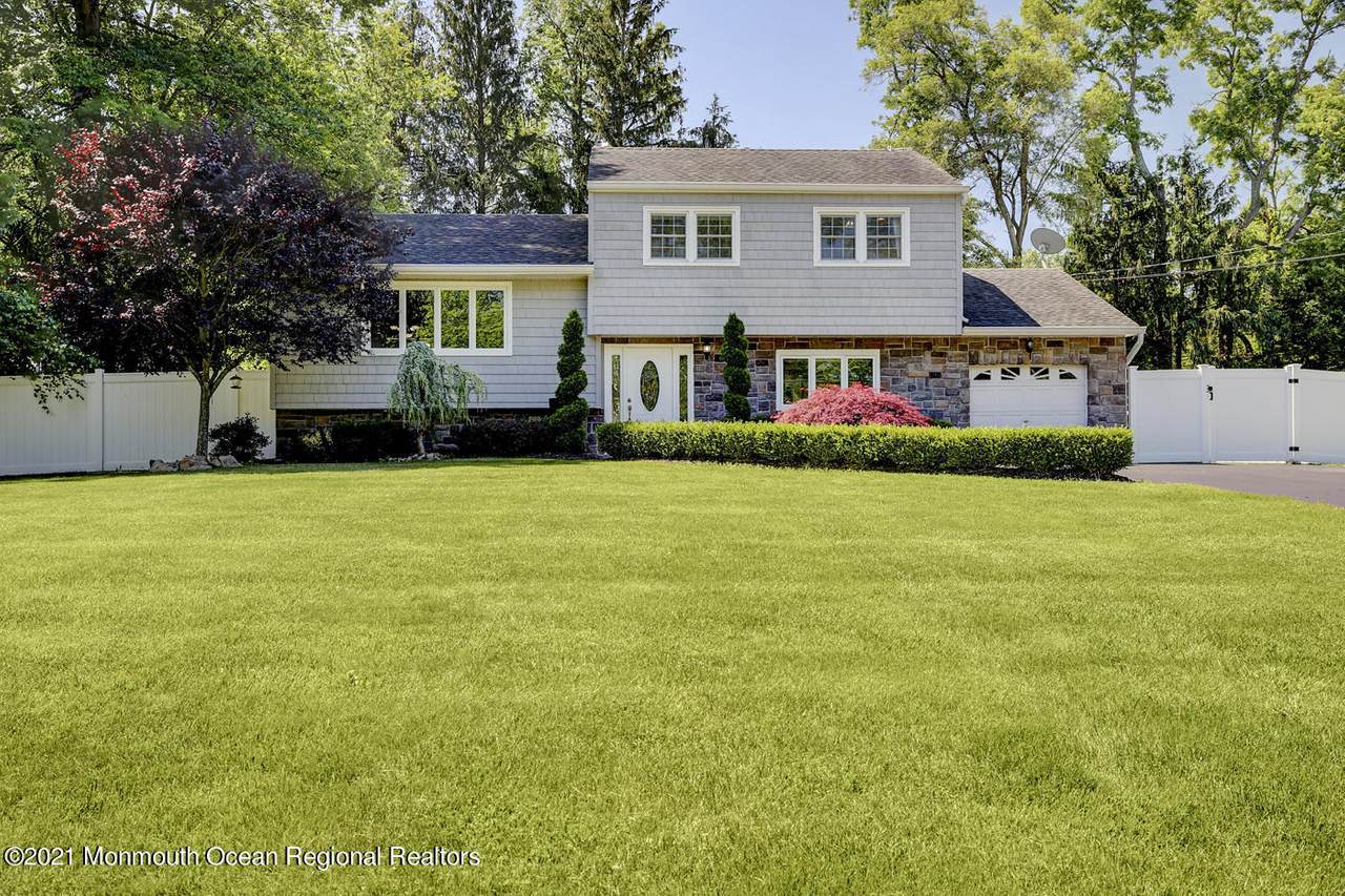 44 Stratford Drive - Photo 1