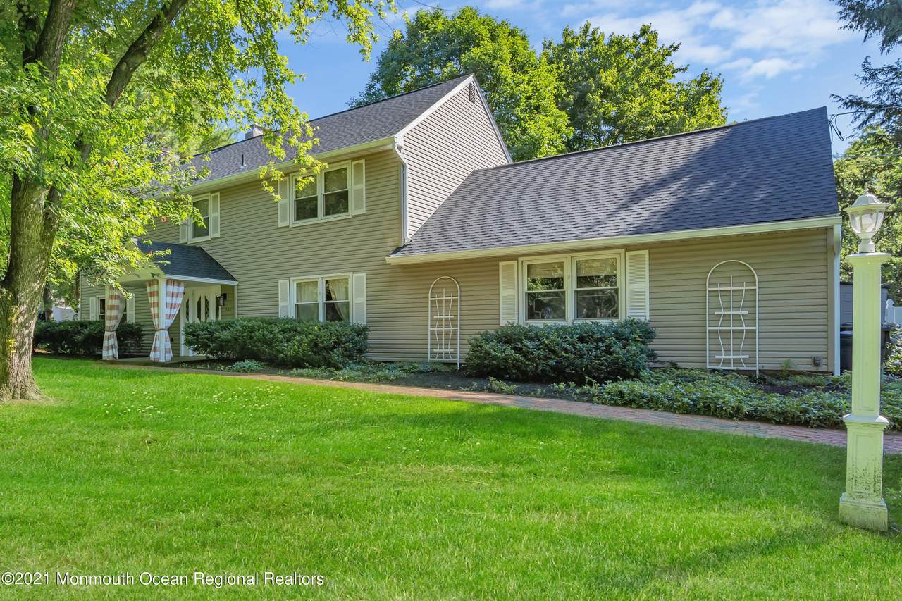 138 Tatum Drive - Photo 1
