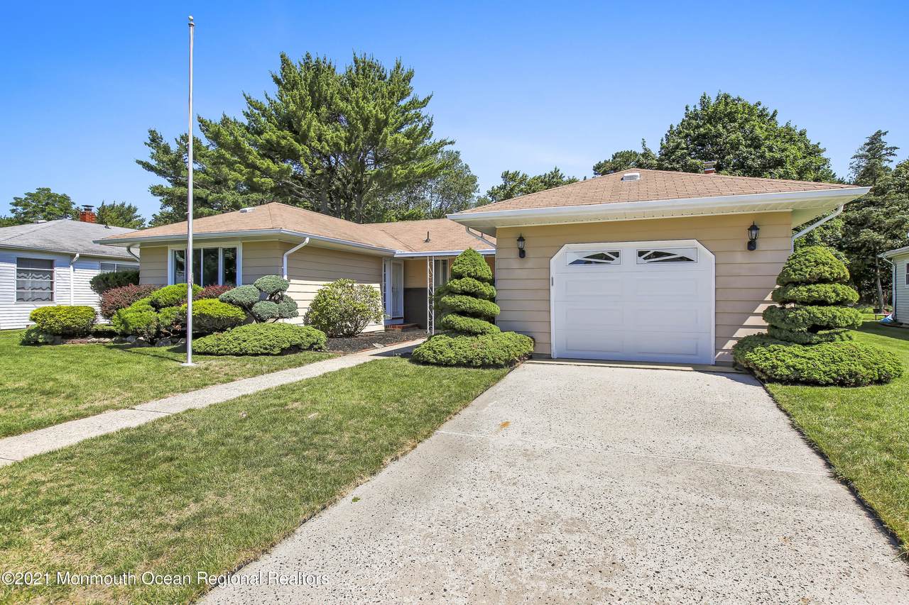 218 Fort De France Avenue - Photo 1
