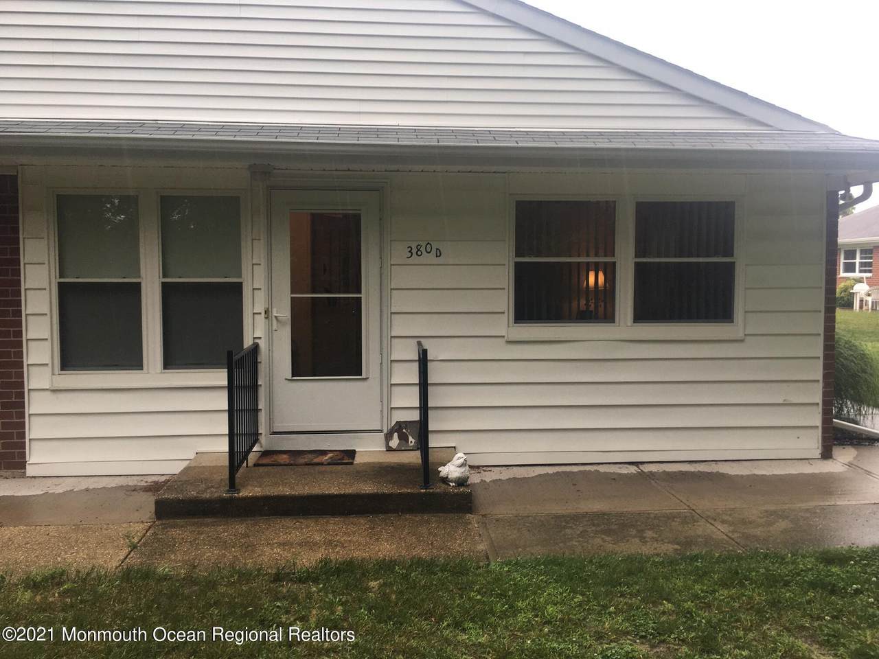 380 Fairway Lane - Photo 1