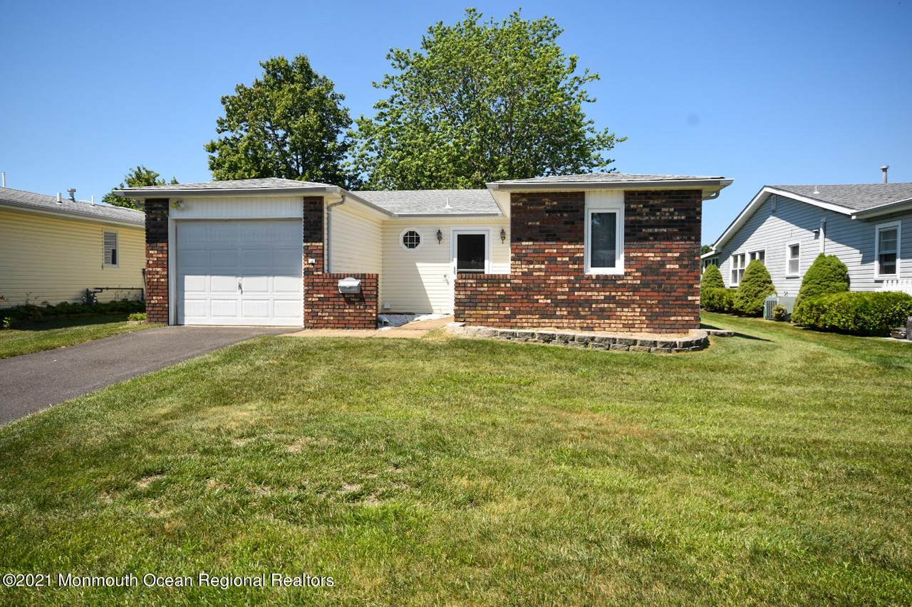 10 Lamb Road - Photo 1