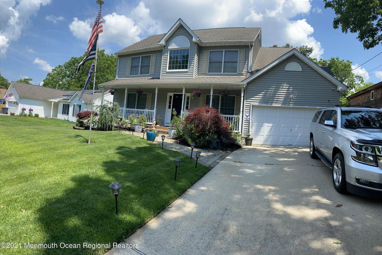 1226 Canal Avenue - Photo 1