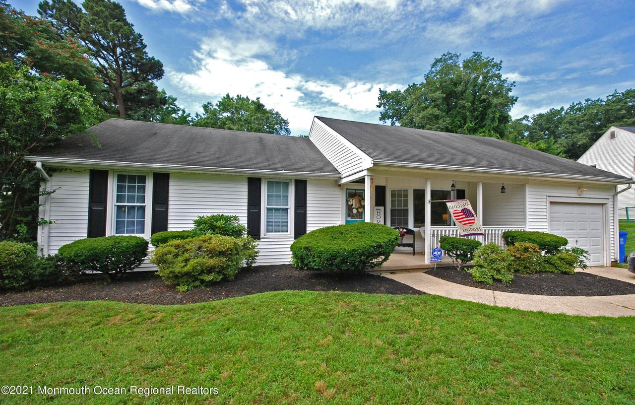 13 Buxton Road - Photo 1