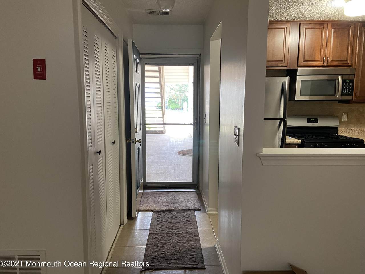 91 Des Moines Court - Photo 1