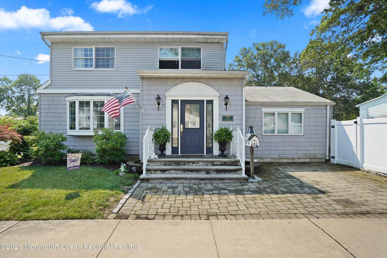 28 Saint James Place - Photo 1