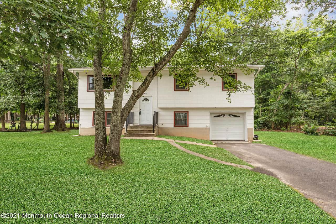 51 Walter Drive - Photo 1