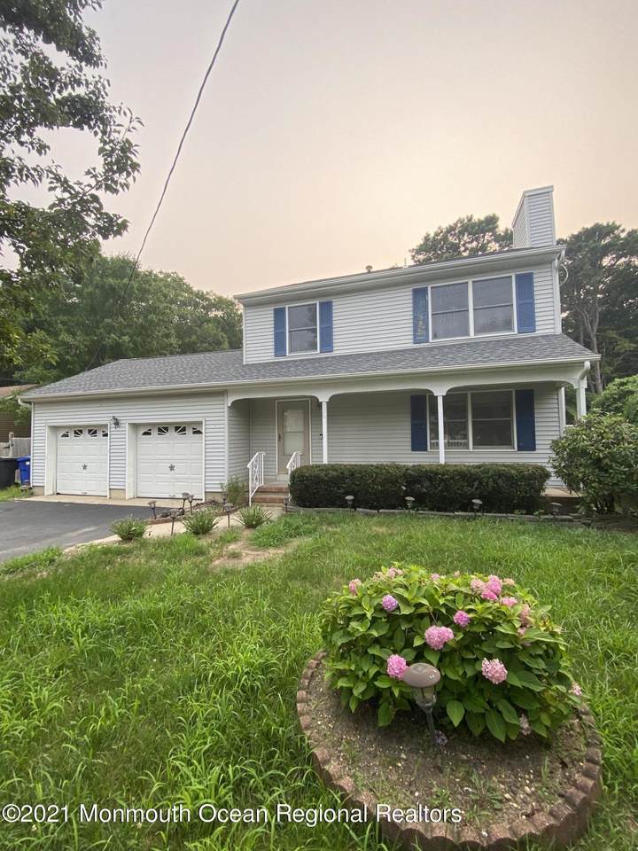 726 Coolidge Avenue - Photo 1