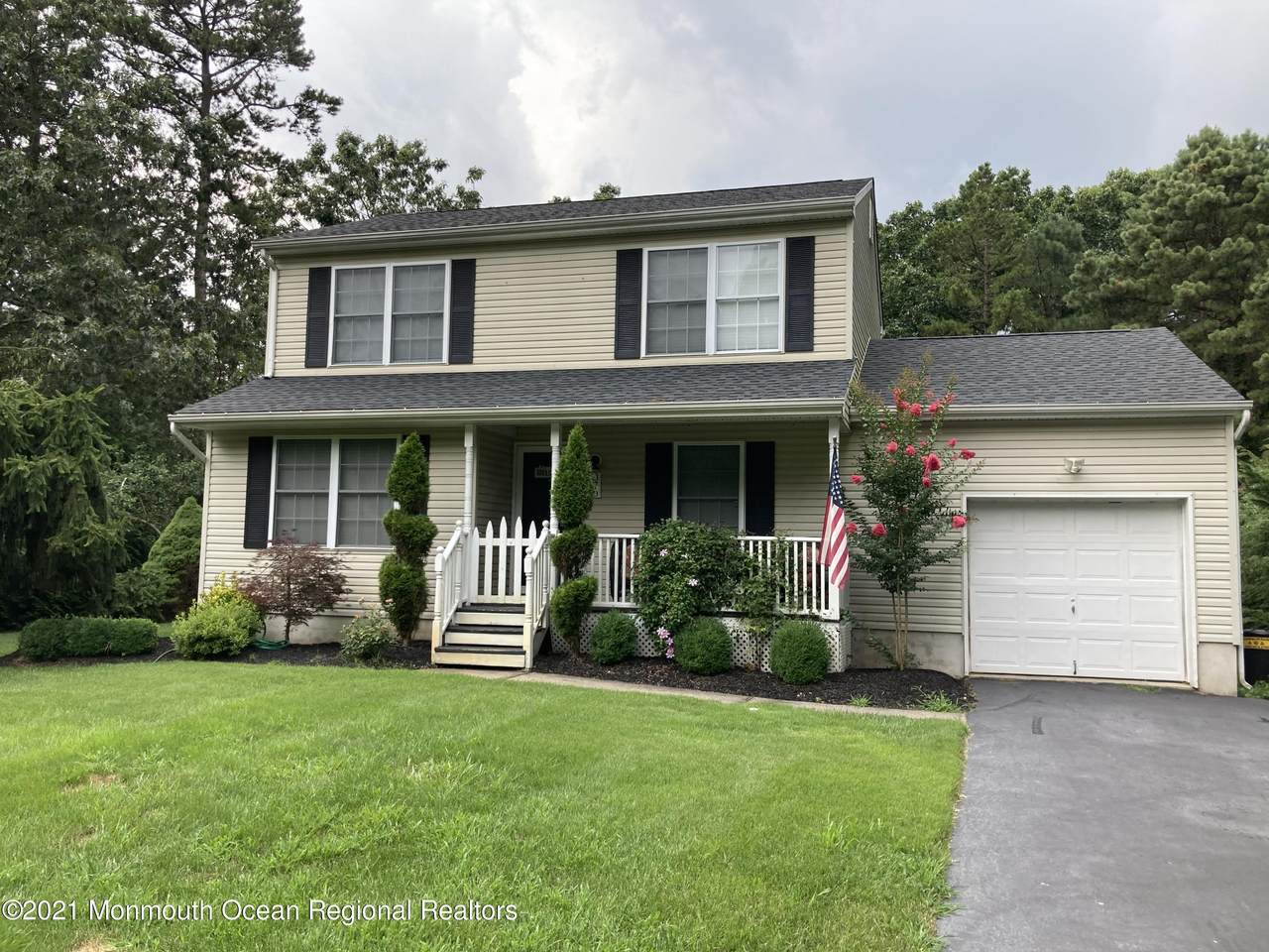 870 Hallmark Court - Photo 1