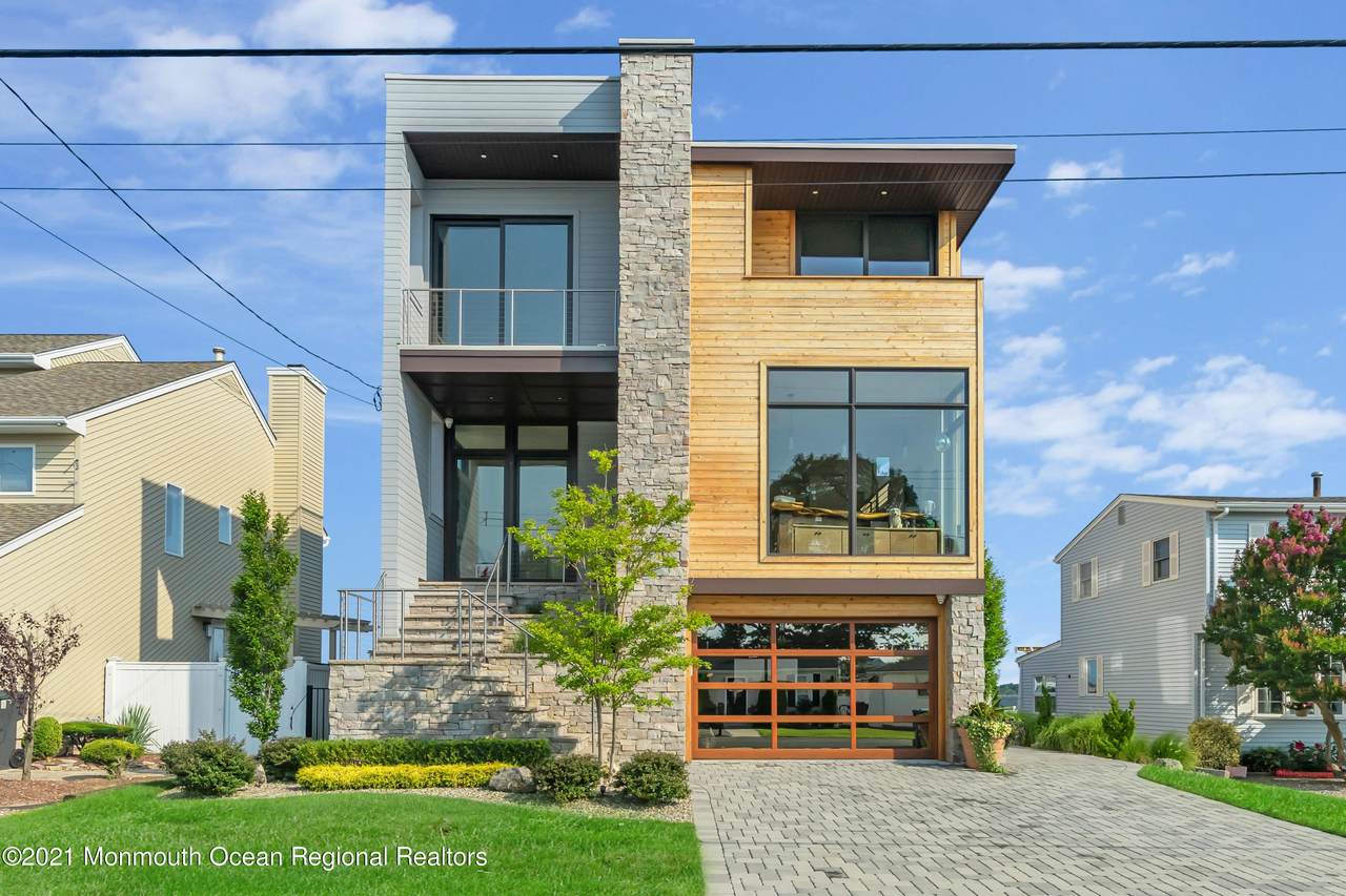 116 Grand View Drive - Photo 1