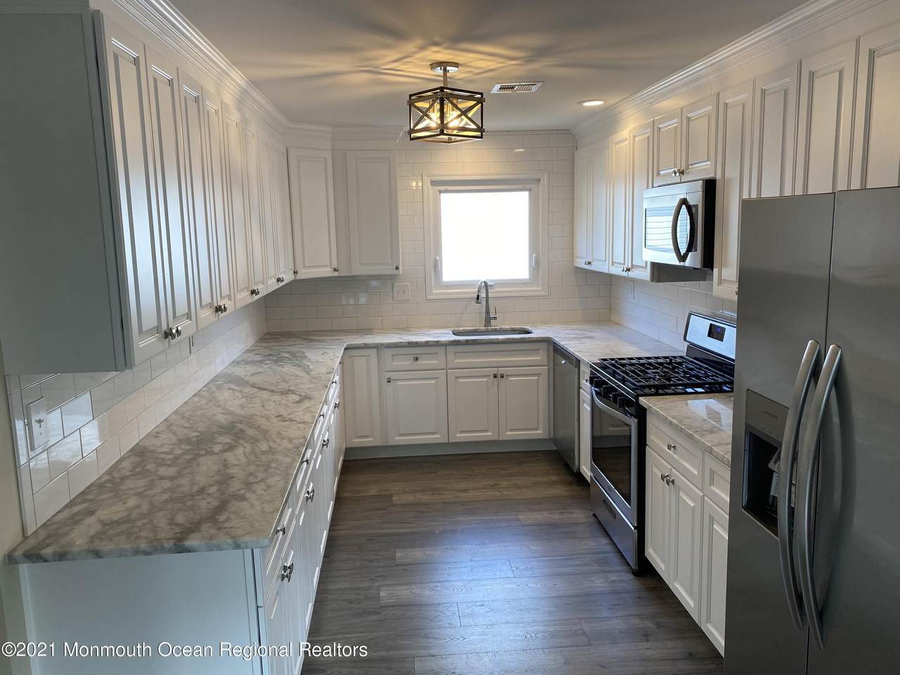 5 Doral Drive - Photo 1