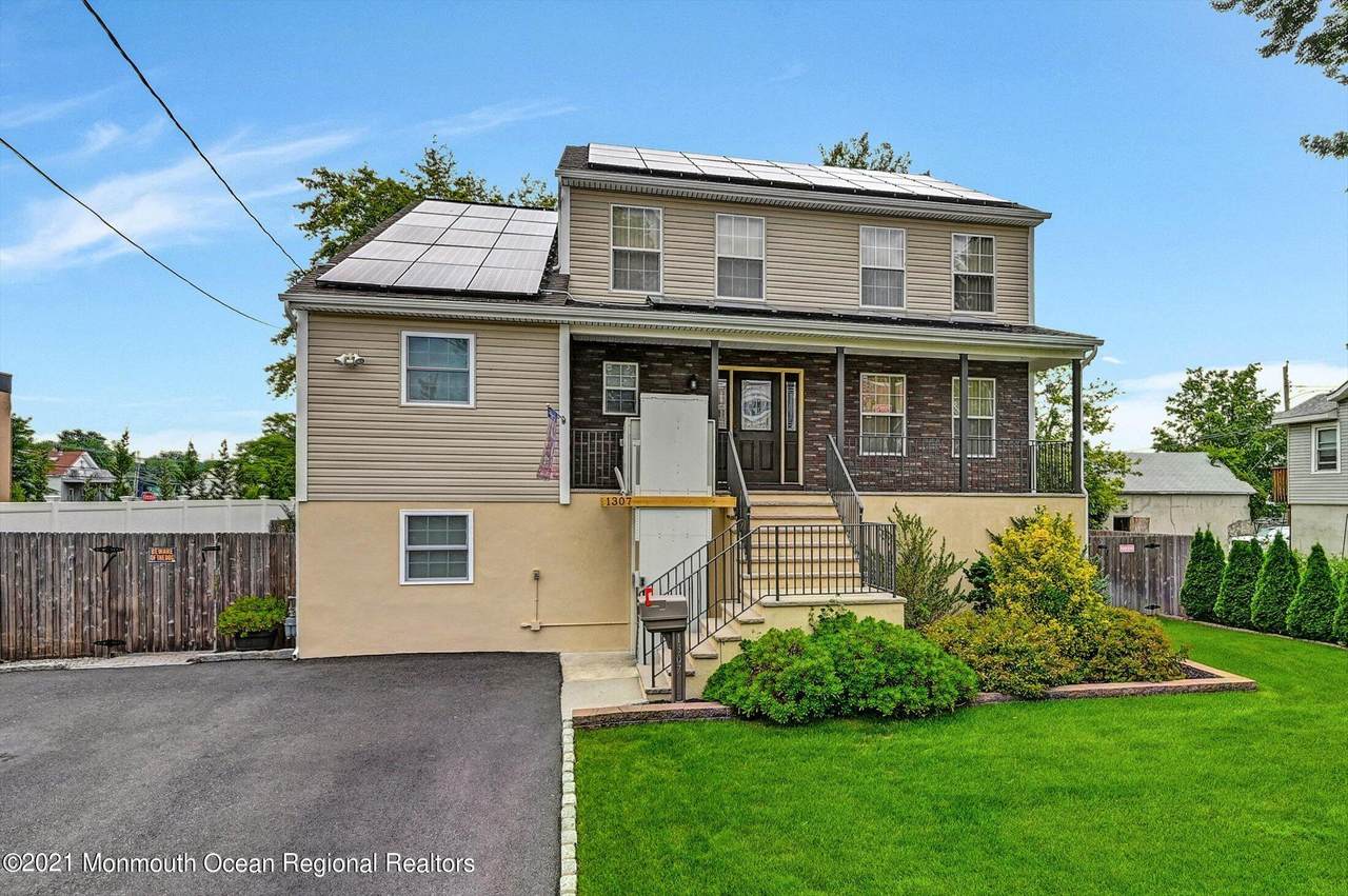 1307 Patterson Avenue - Photo 1