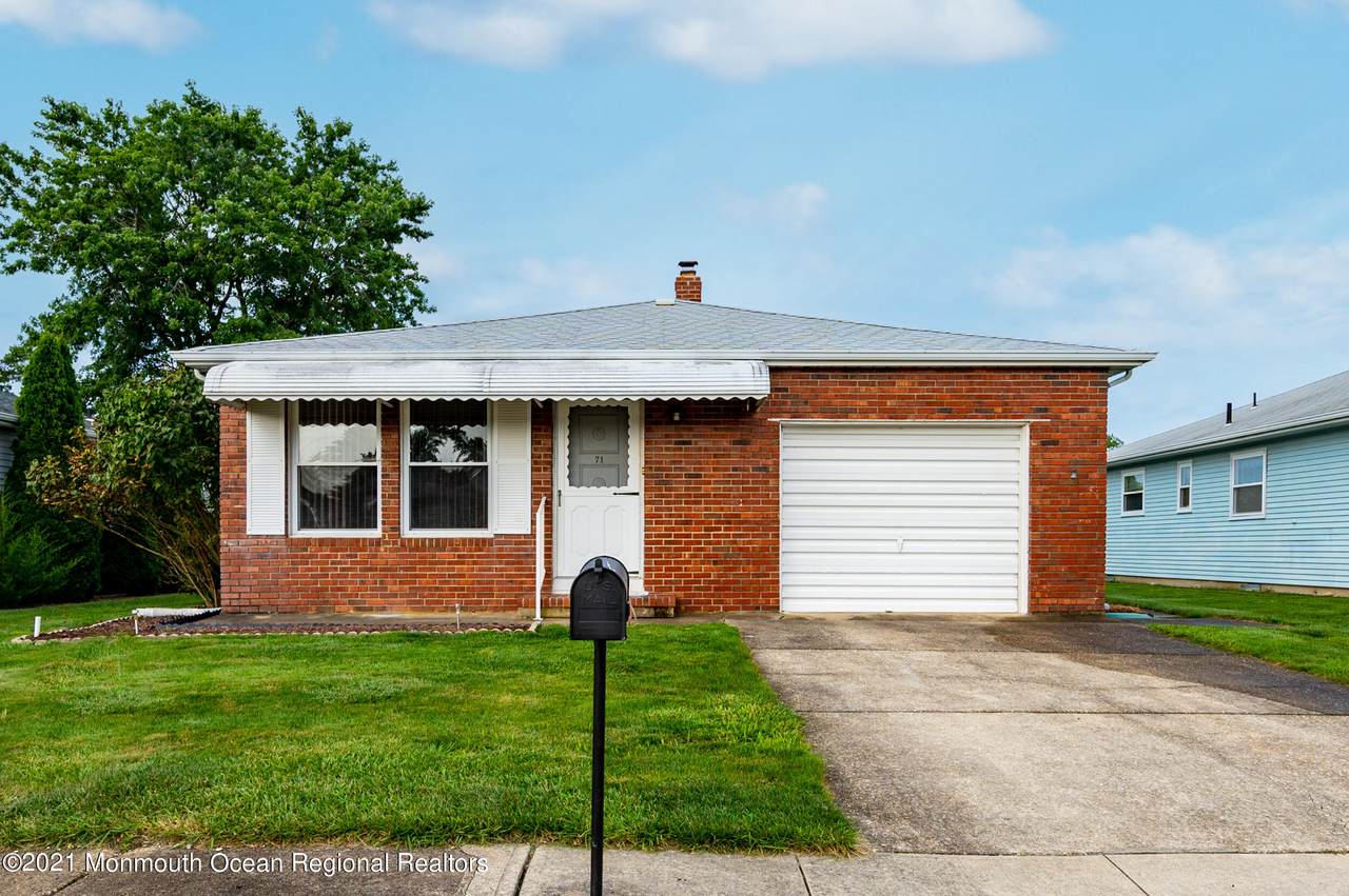 71 Castle Harbor Drive - Photo 1