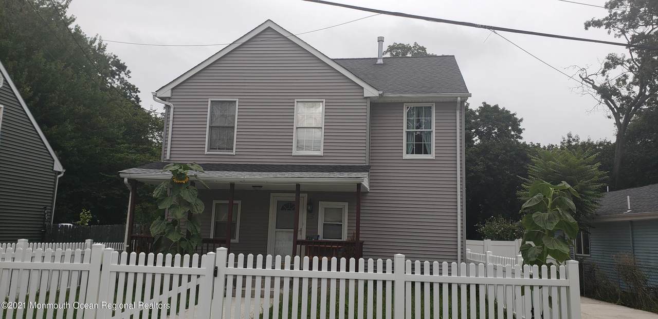 15 Griffith Street - Photo 1