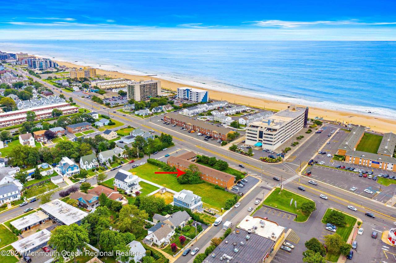 548 Ocean Boulevard - Photo 1