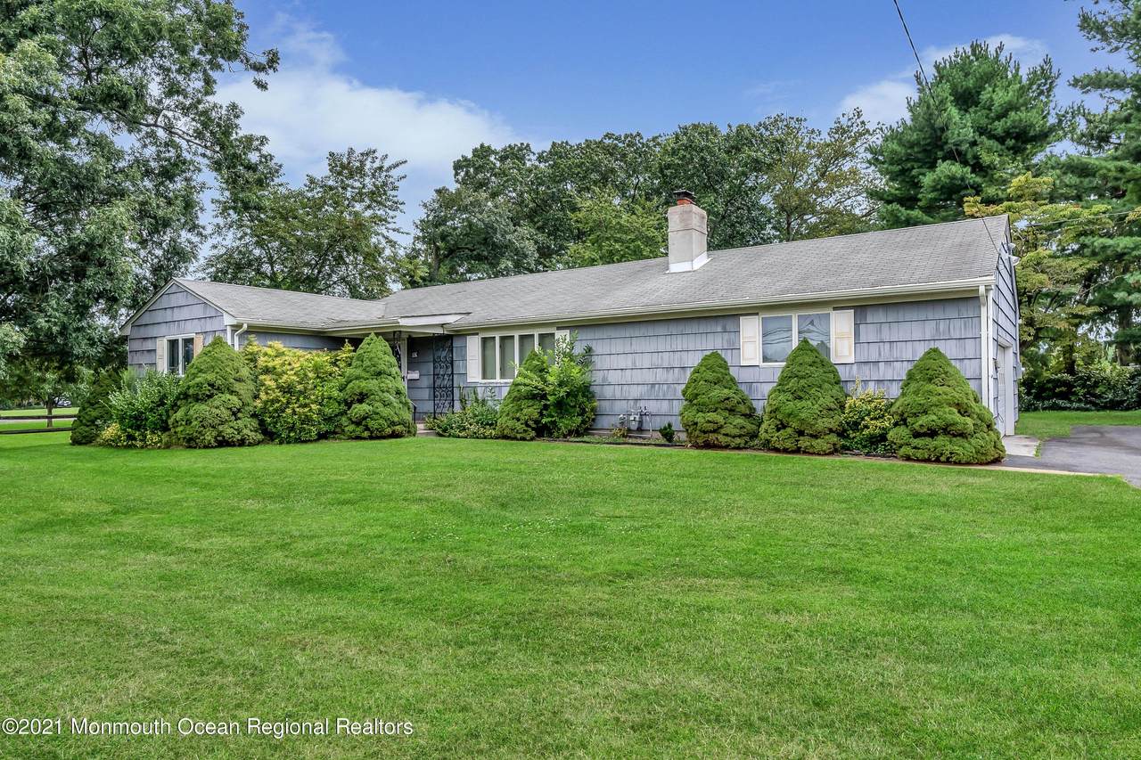126 Locust Avenue - Photo 1
