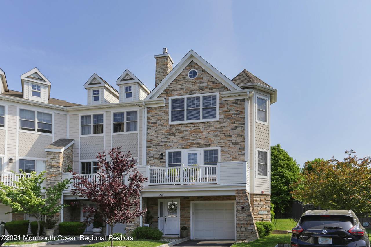 301 Villa Drive - Photo 1