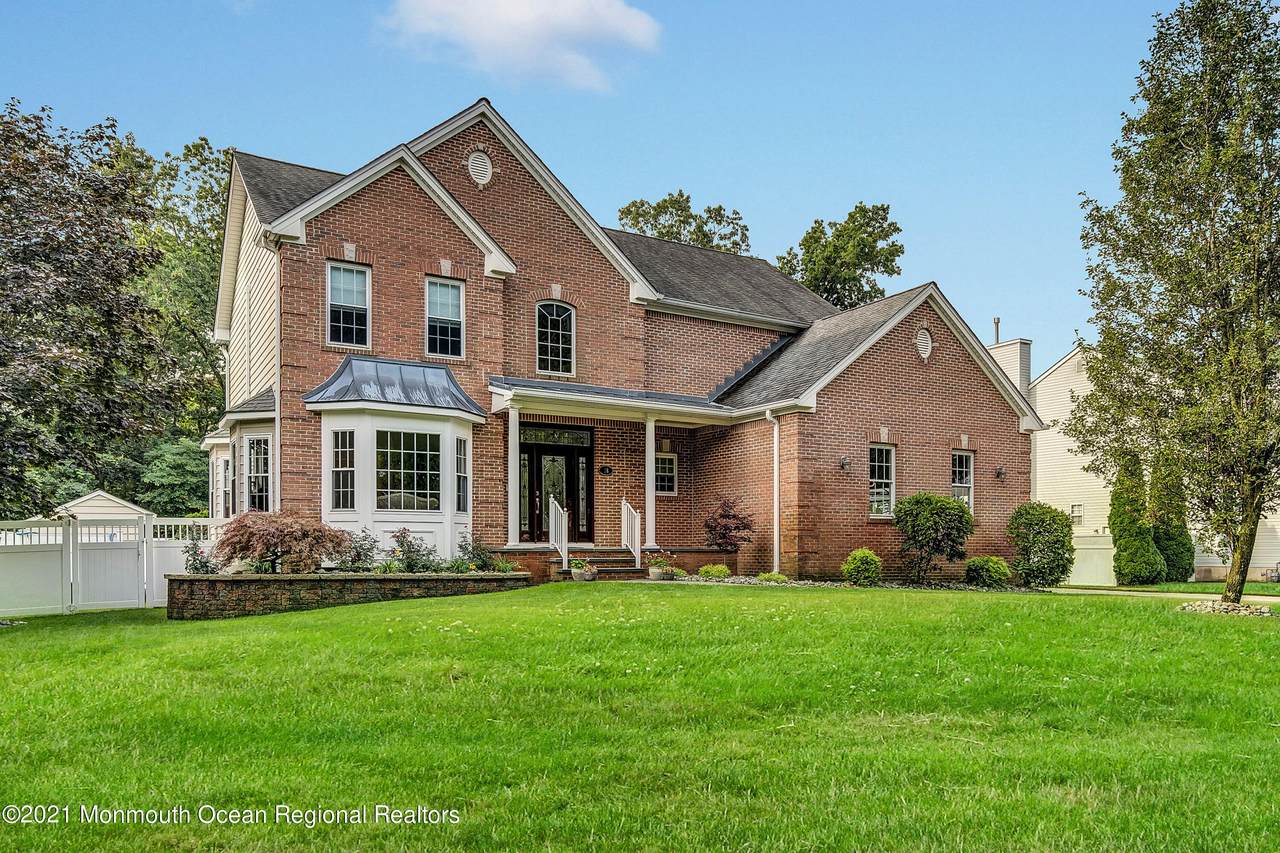 18 Webster Road - Photo 1