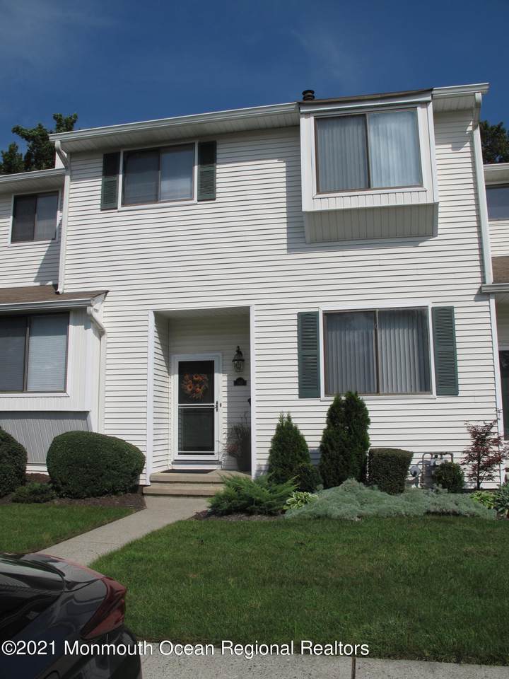145 Clubhouse Drive - Photo 1