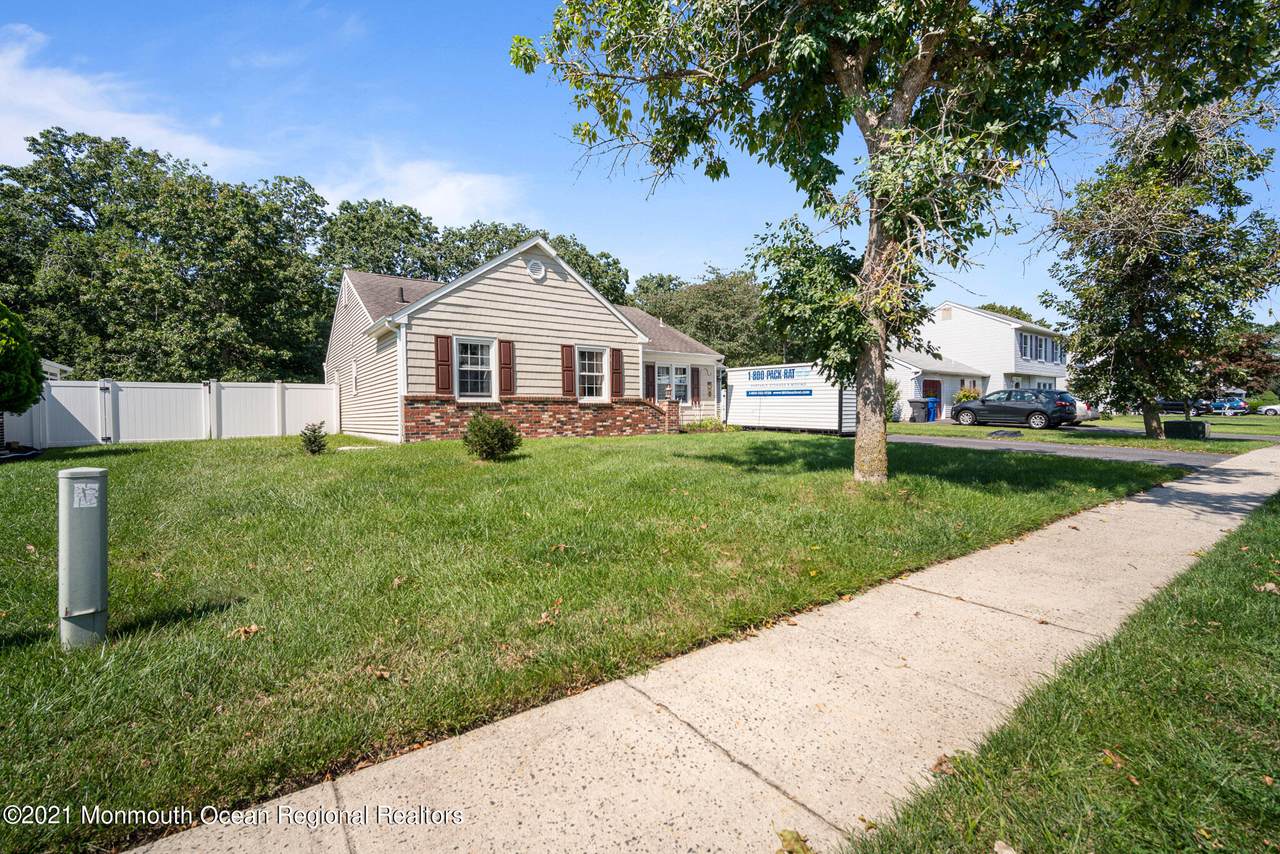 893 Fairview Drive - Photo 1