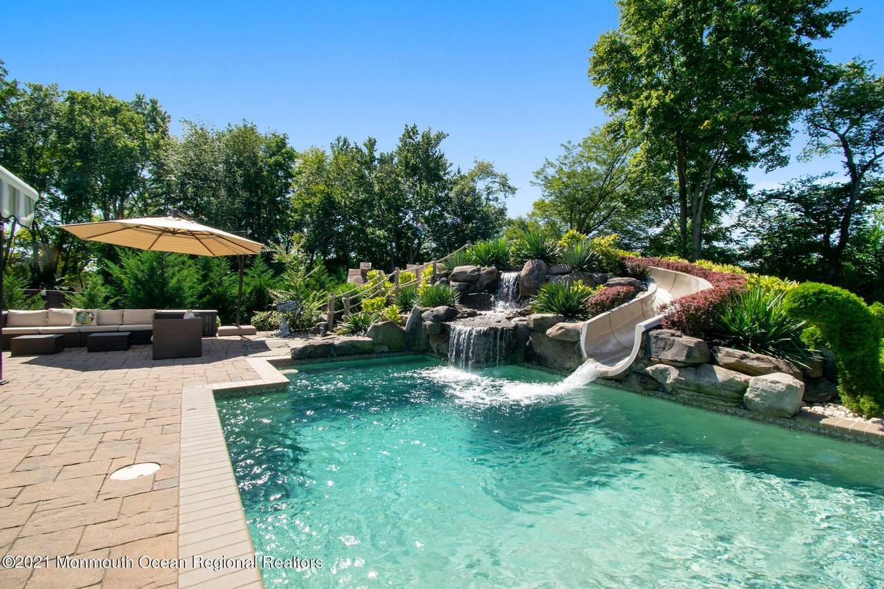 16 Croydon Court - Photo 1