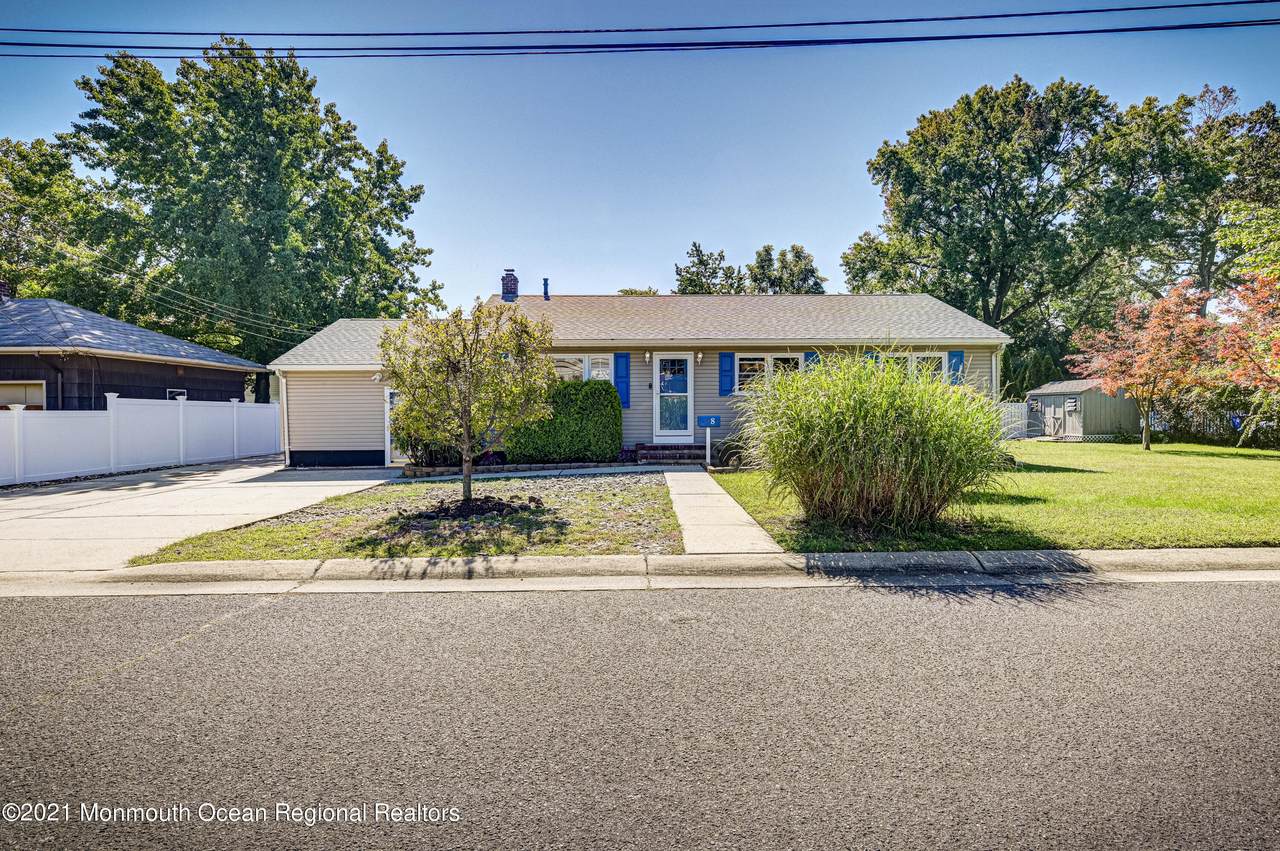 8 Poplar Street - Photo 1