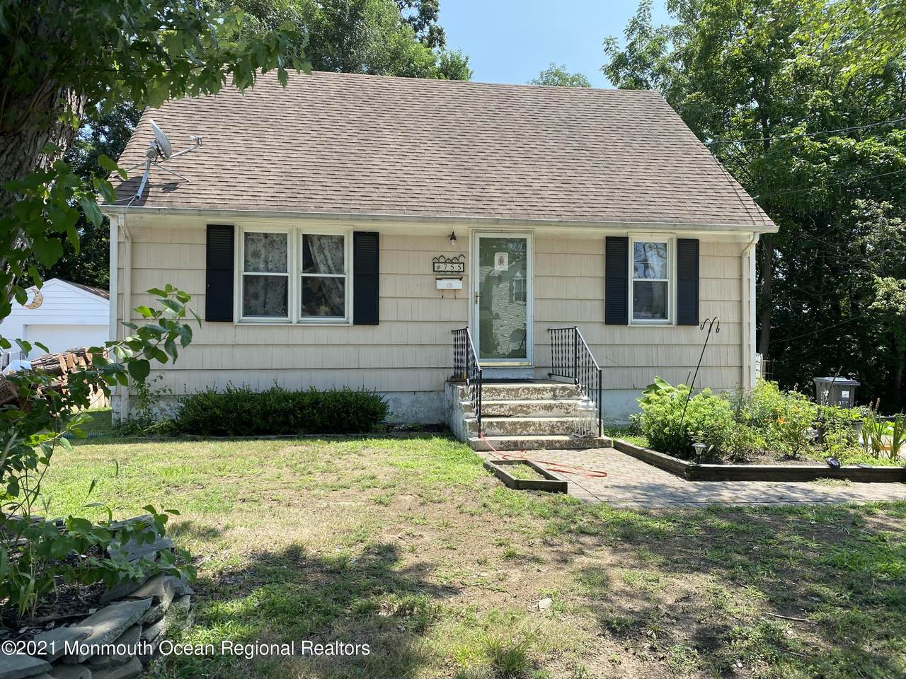 755 Prospect Avenue - Photo 1