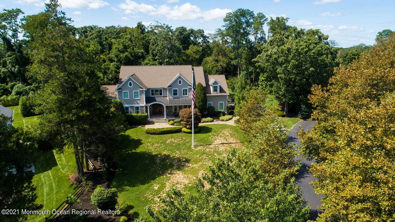 211 Dogwood Lane - Photo 1