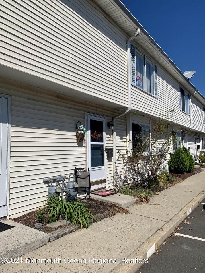 75C Carr Avenue - Photo 1