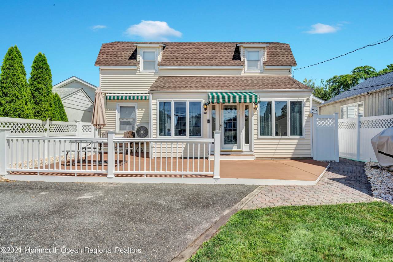 220 18th Avenue - Photo 1
