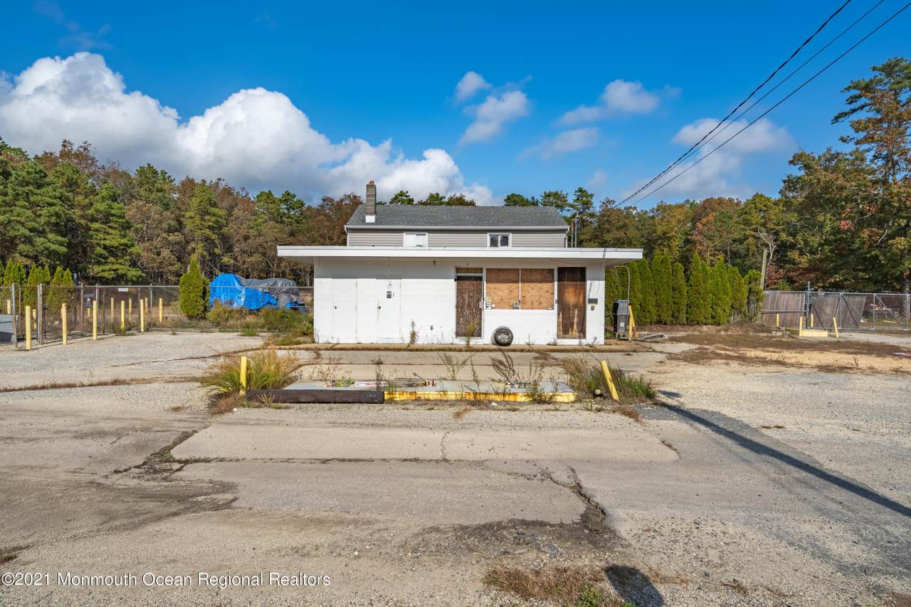 282 Route 72 - Photo 1