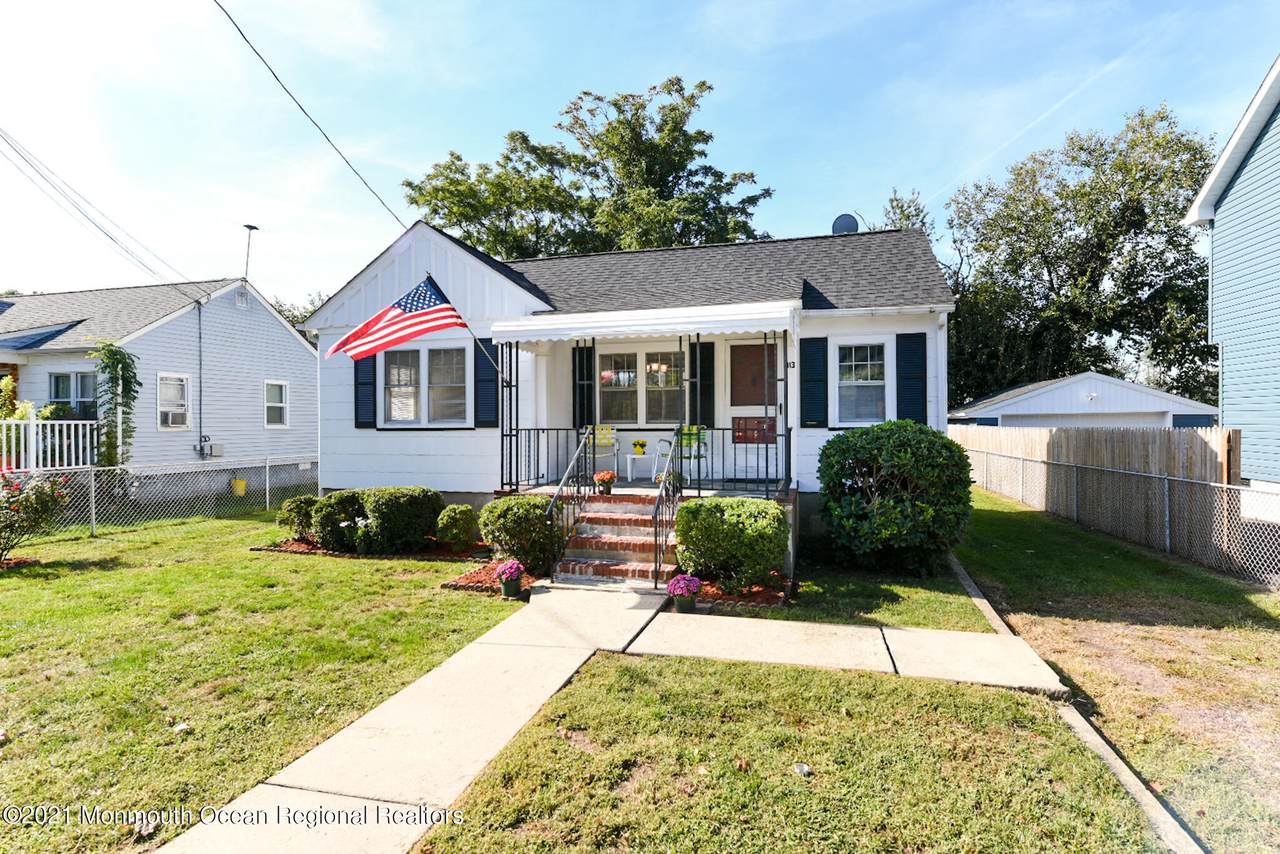 413 Beverly Drive - Photo 1