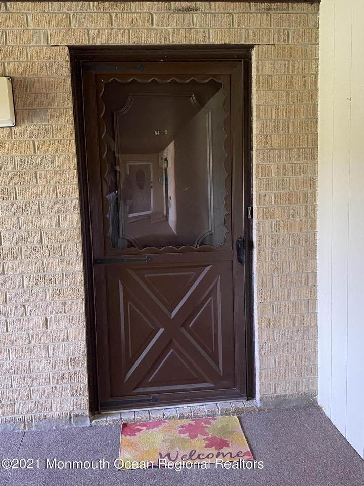54 Amberly Drive - Photo 1