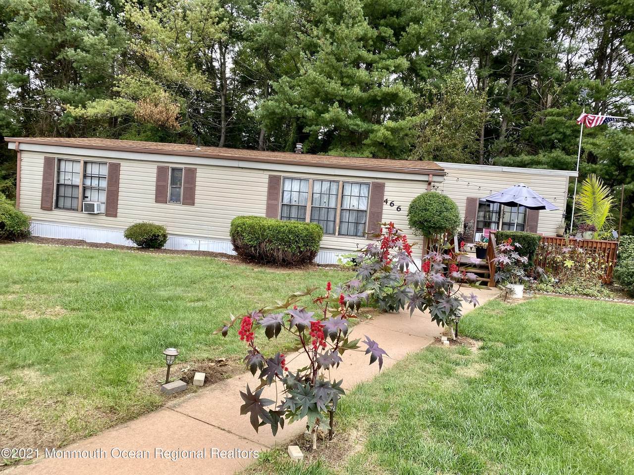 466 Charles Place - Photo 1