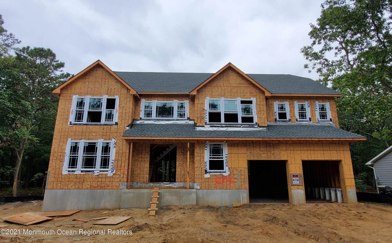 674 Dunedin Street - Photo 1