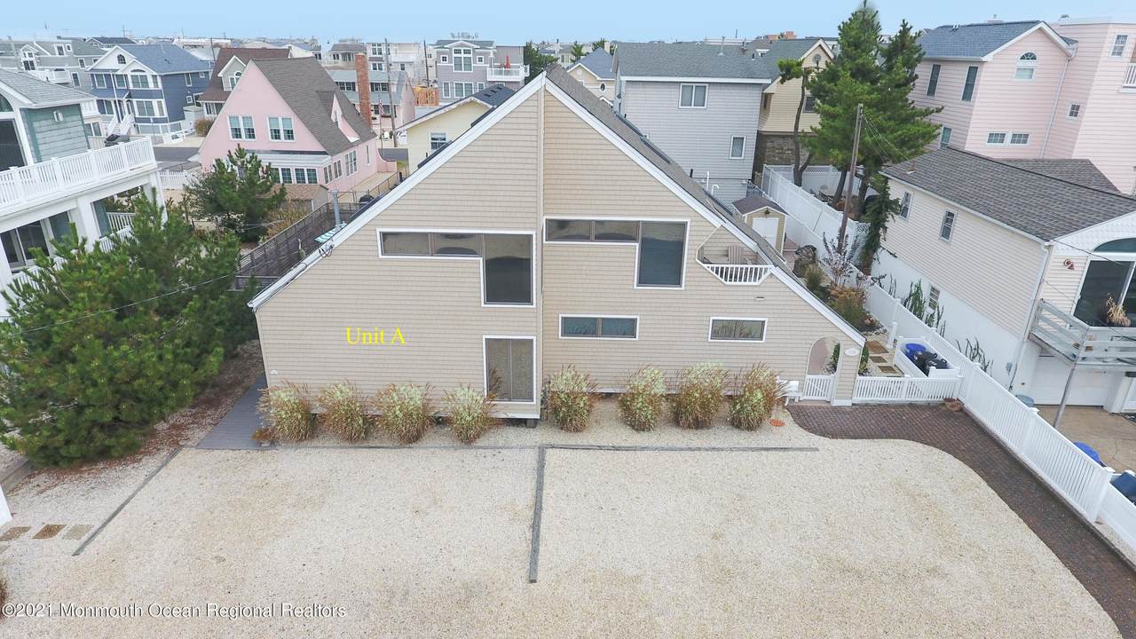 19 40th Street - Photo 1