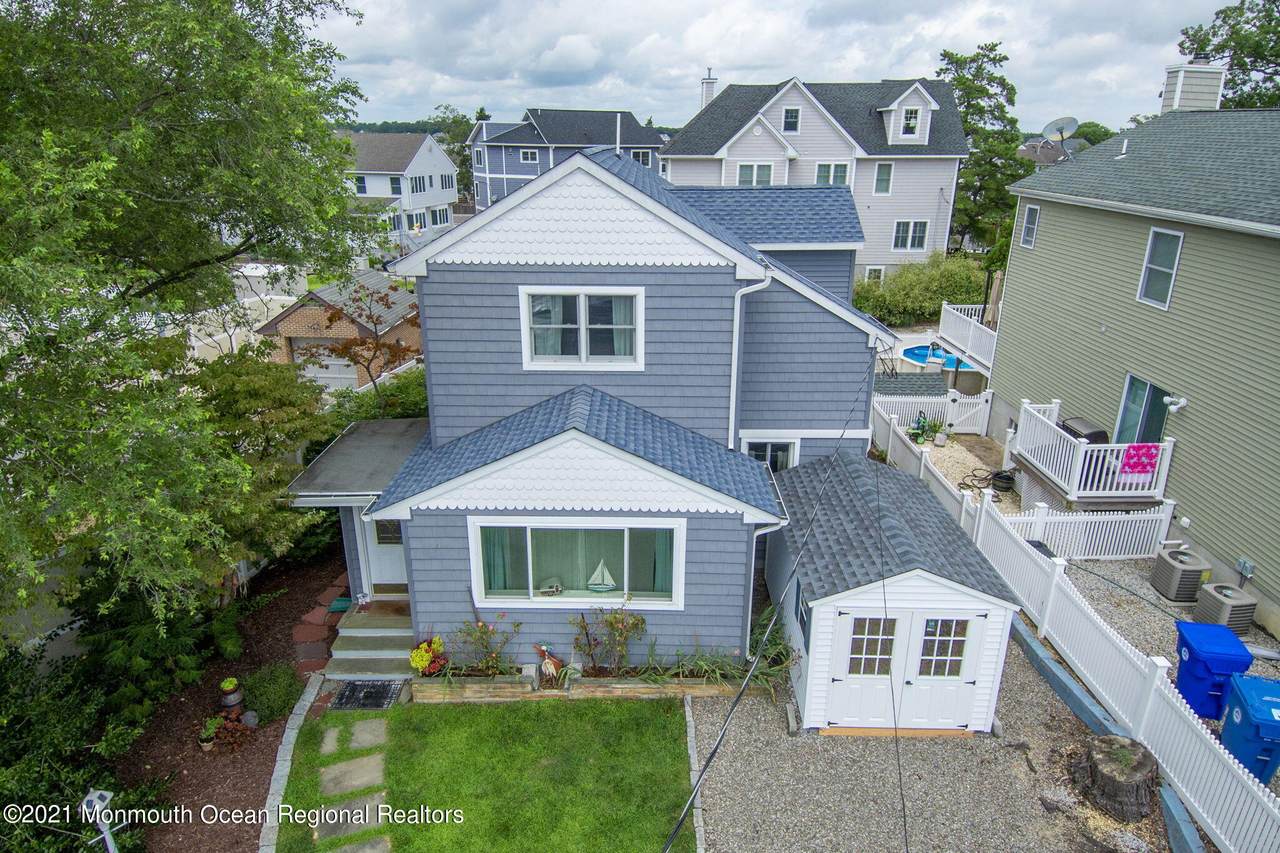 504 Riverside Drive - Photo 1
