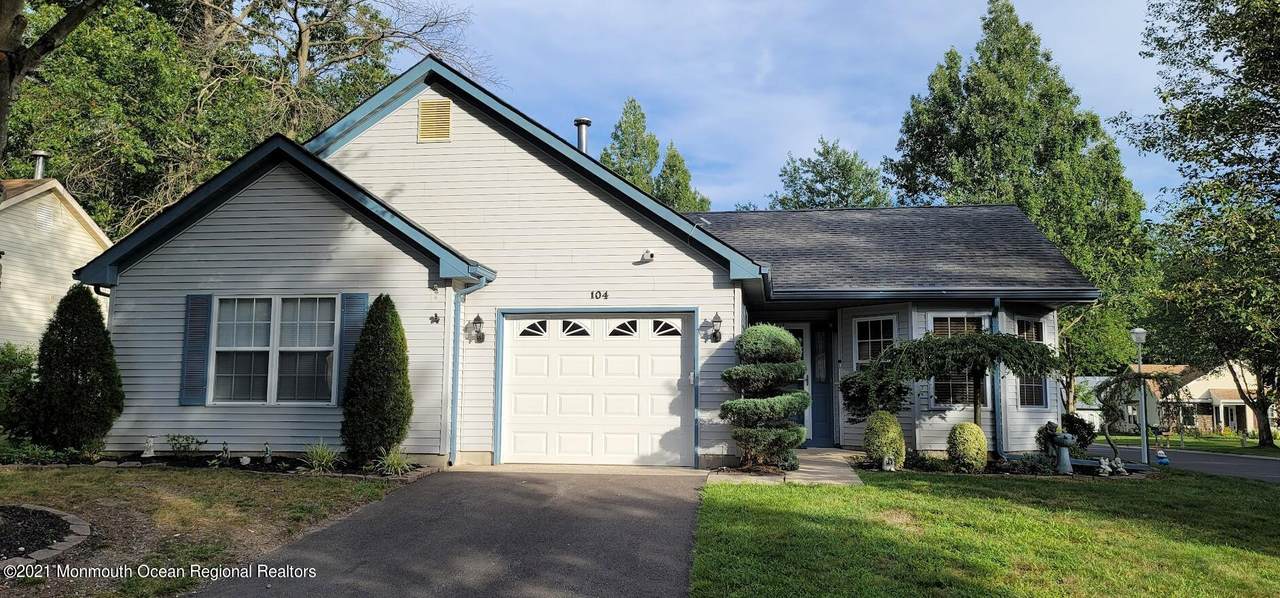 104 Morning Glory Lane - Photo 1