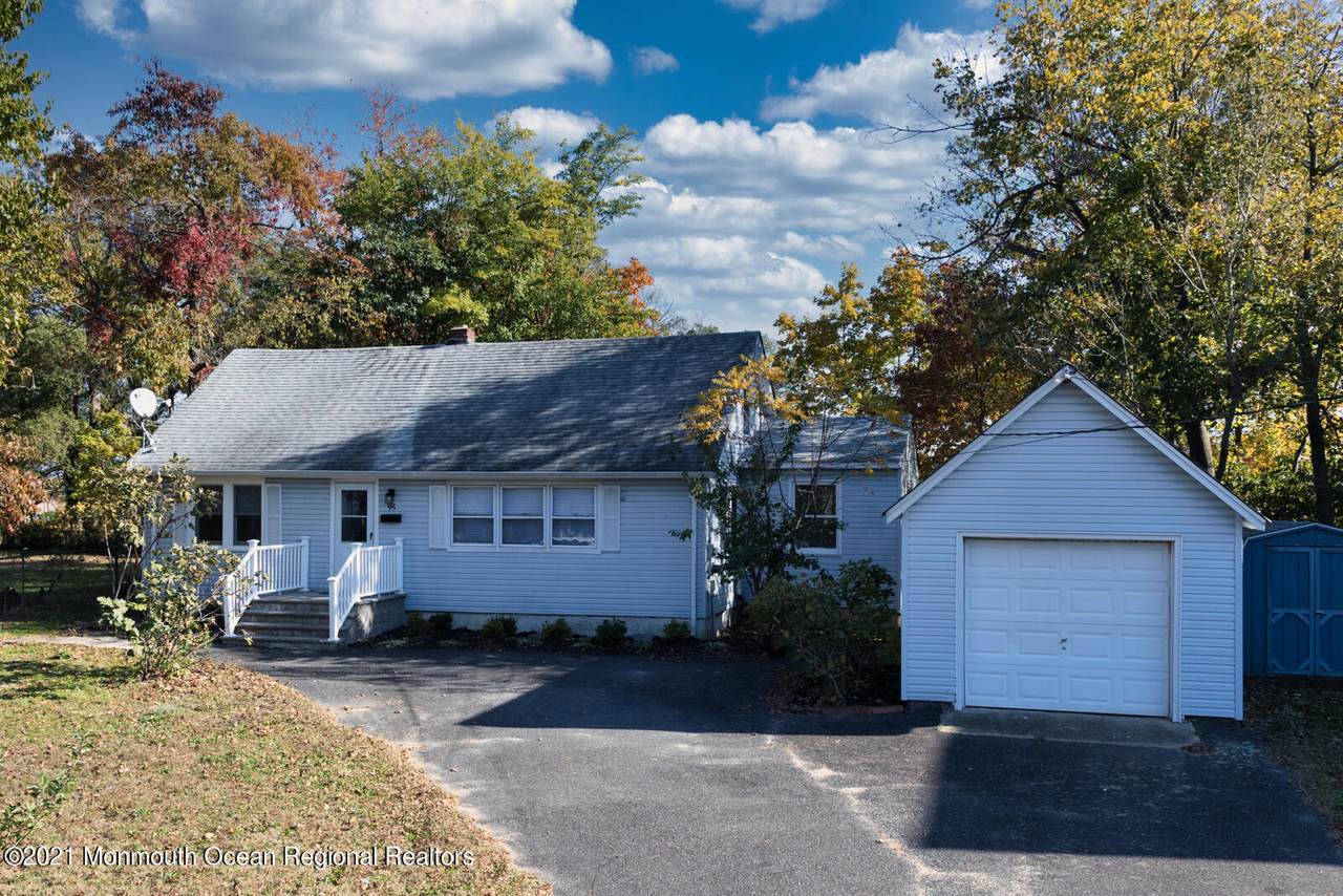 95 Brainard Avenue - Photo 1