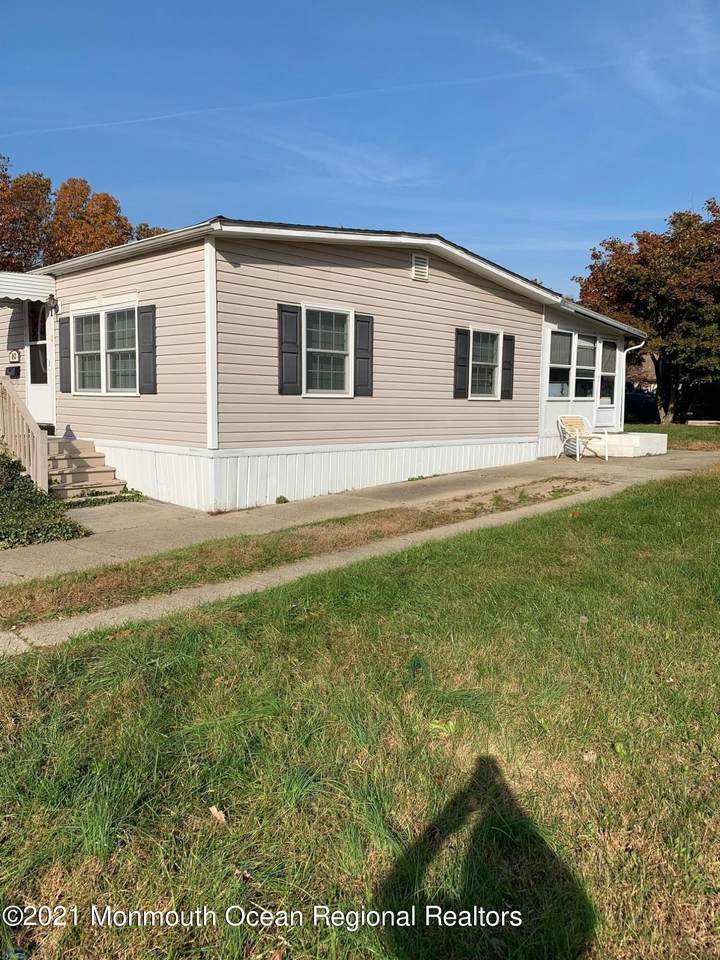 143 Douglas Drive - Photo 1