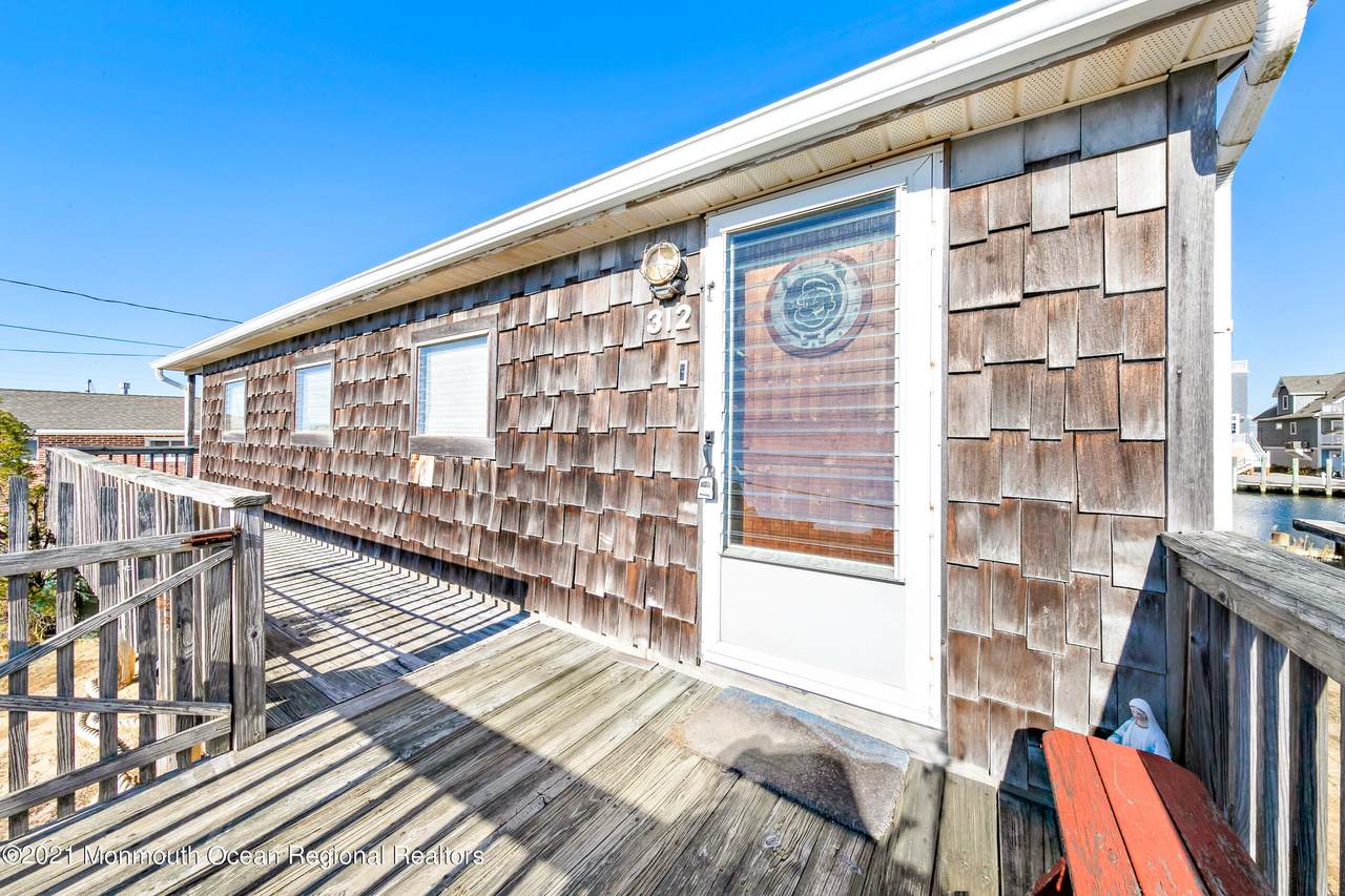 312 Heron Road - Photo 1