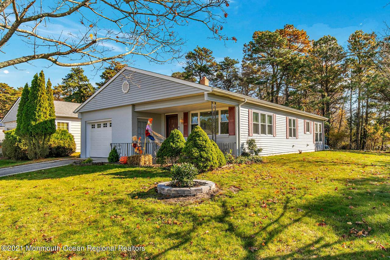 1 Kirkwood Court - Photo 1
