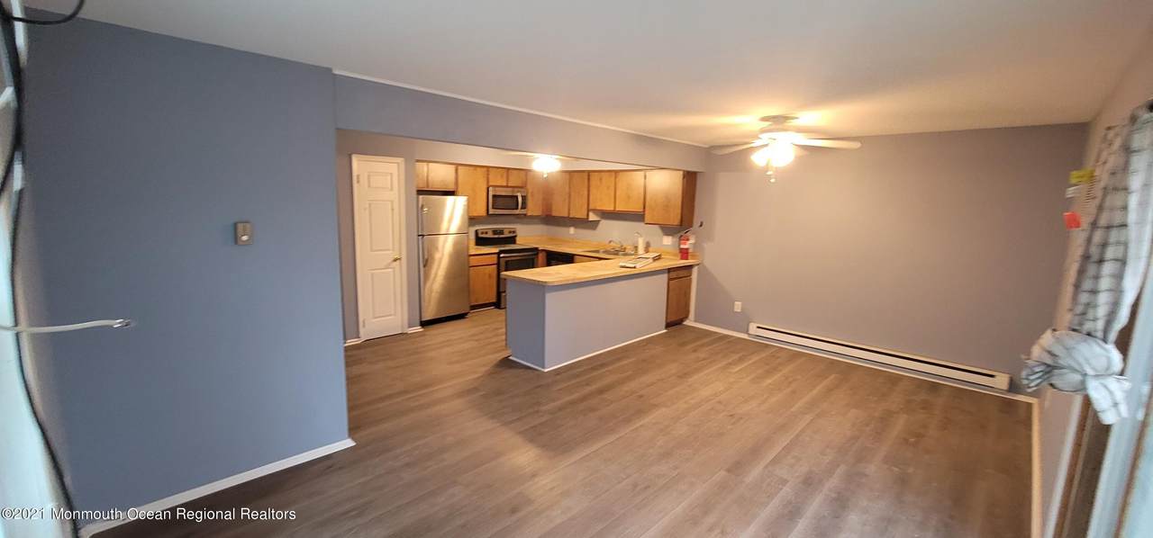 232 Leeward Road - Photo 1