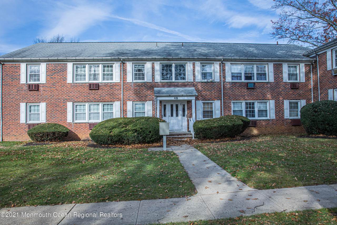 48 Stonehurst Boulevard - Photo 1