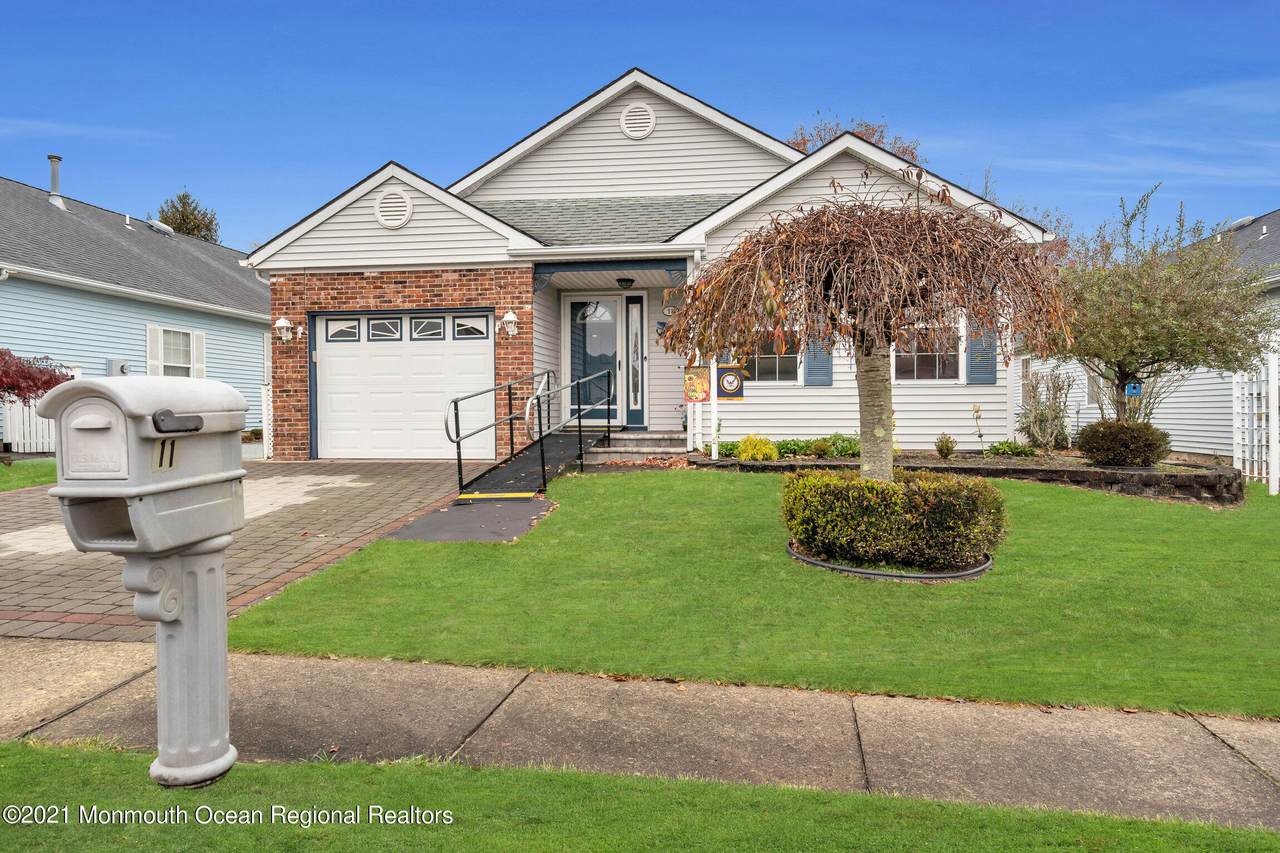 11 Colwyn Way - Photo 1