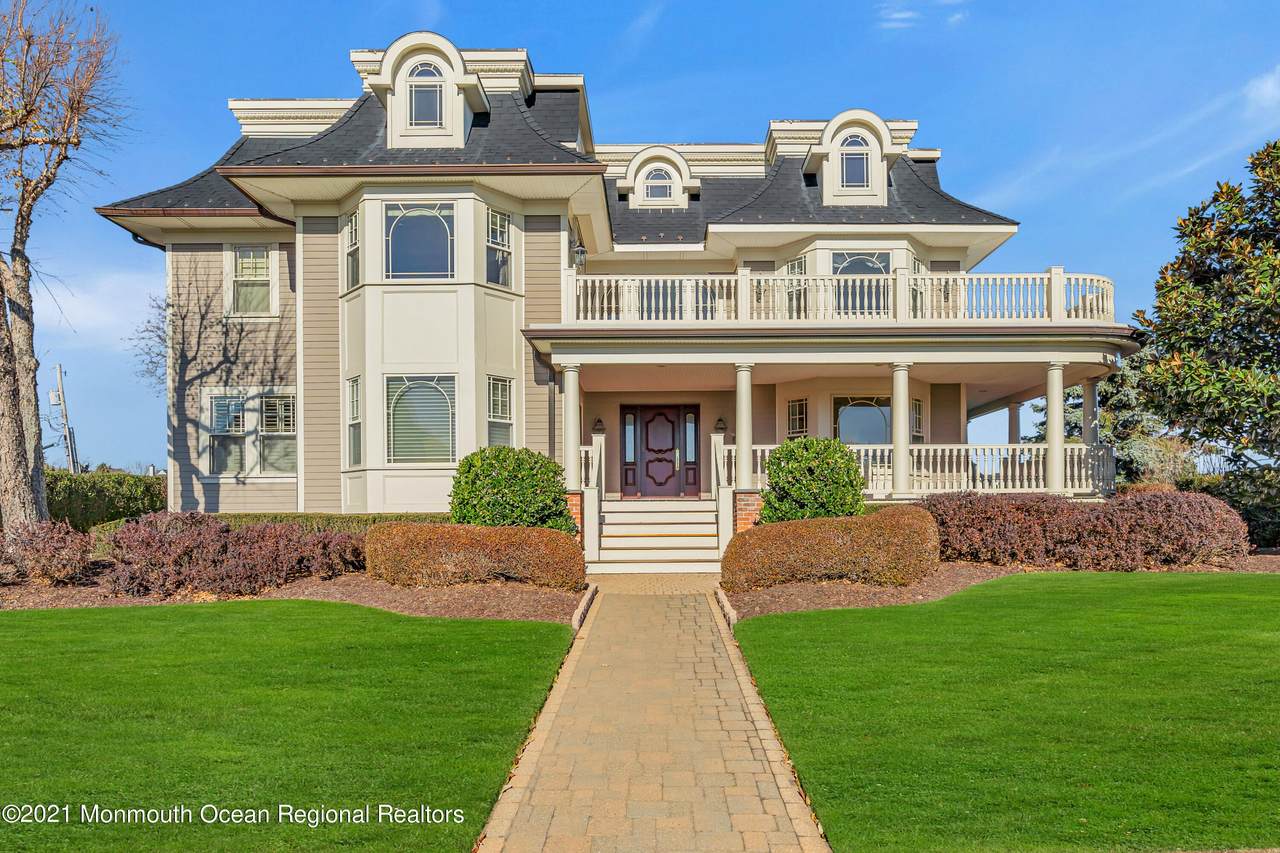 12 Washington Avenue - Photo 1